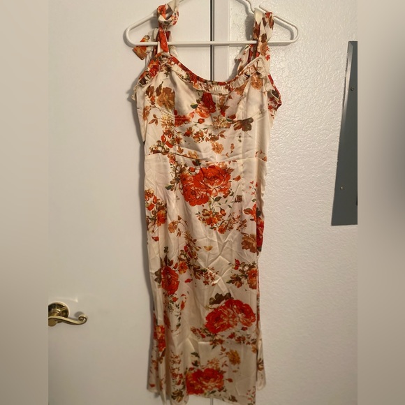 CIDER Floral Bowknot Mermaid Corset Midi Dress - Picture 2 of 12